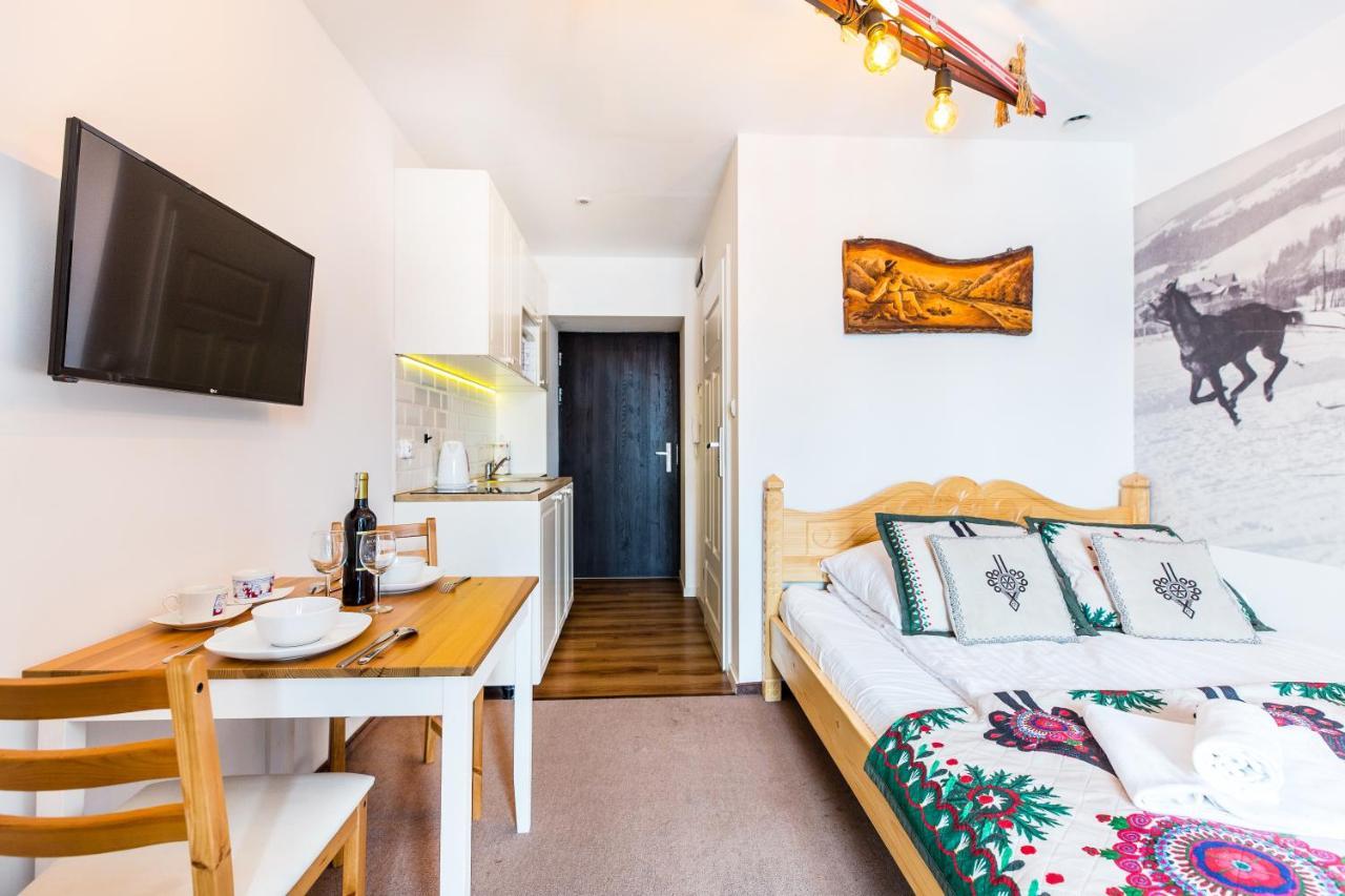 Palac Tatrzanski Apartamenty ブコビナ・タトシャンスカ エクステリア 写真