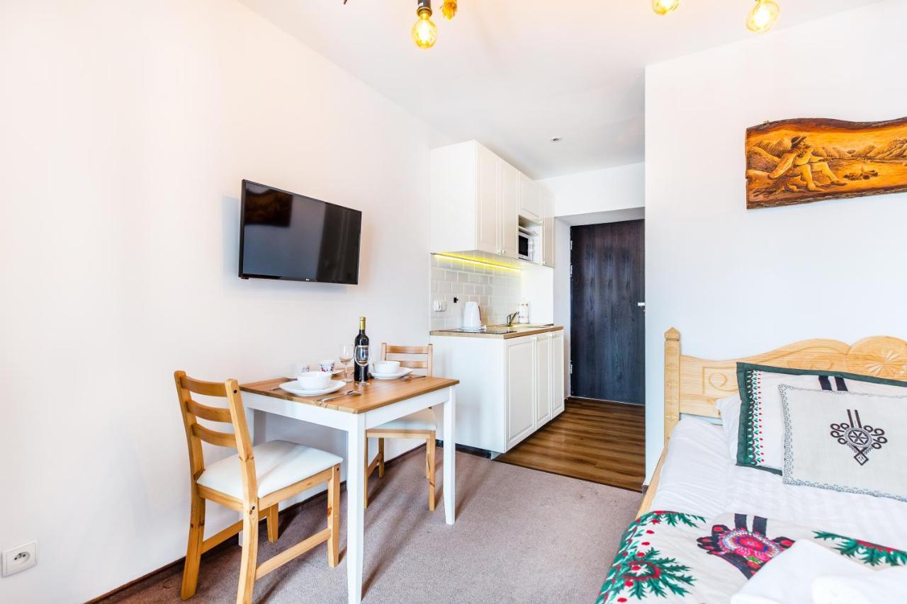 Palac Tatrzanski Apartamenty ブコビナ・タトシャンスカ エクステリア 写真