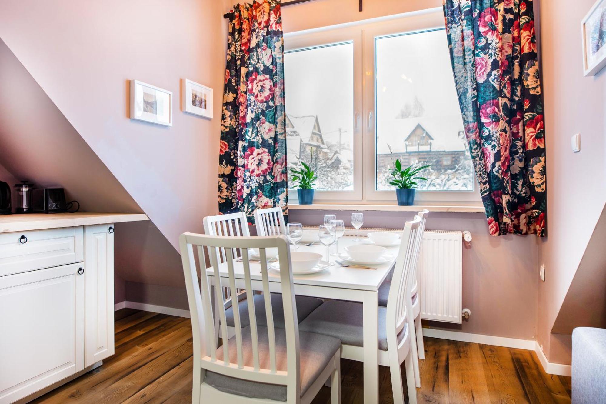 Palac Tatrzanski Apartamenty ブコビナ・タトシャンスカ エクステリア 写真